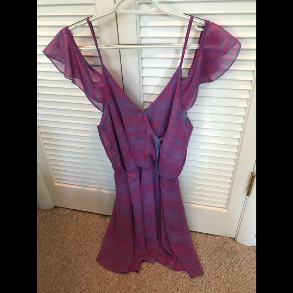 Off the shoulder dress - Picture 2 of 4
